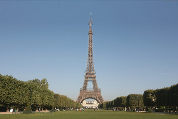 eiffel tower stretches in summer